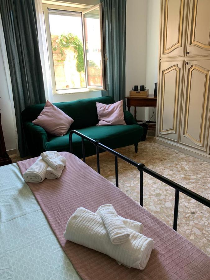 B&B Fiorisol Augusta Eksteriør bilde